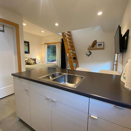 Lucky Creek Guest Suite Ucluelet Exterior foto